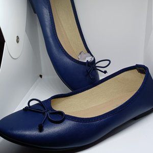 Cinak Classic Pointed Toe Comfort Flat (6.5)
